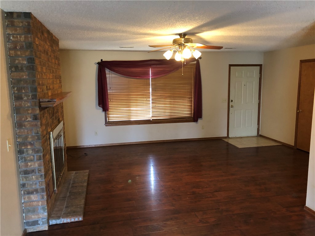 Whispering Timbers Ph 5 Rogers - Residential Lease
