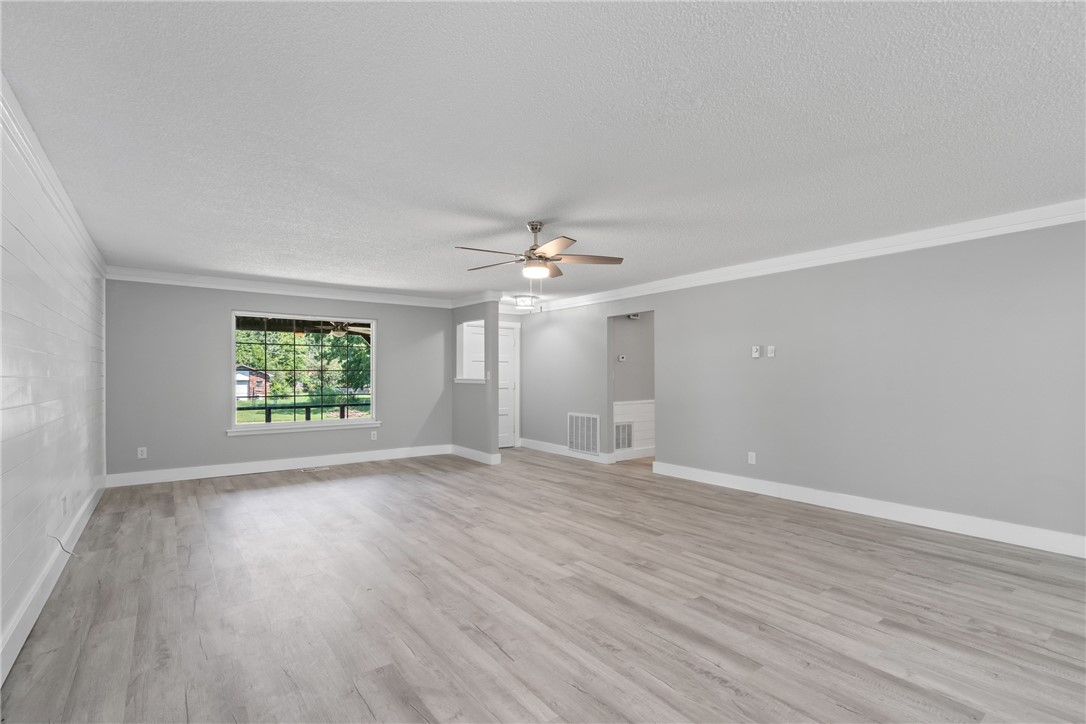 Hickory Hills Sub Siloam Spgs - Residential