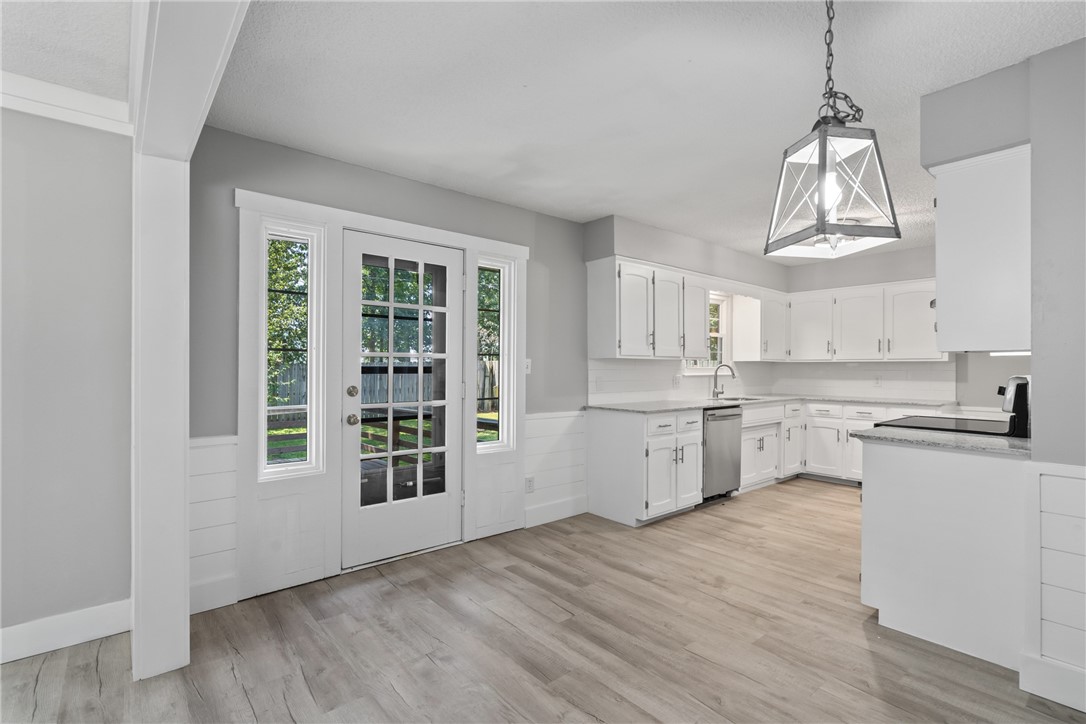 Hickory Hills Sub Siloam Spgs - Residential