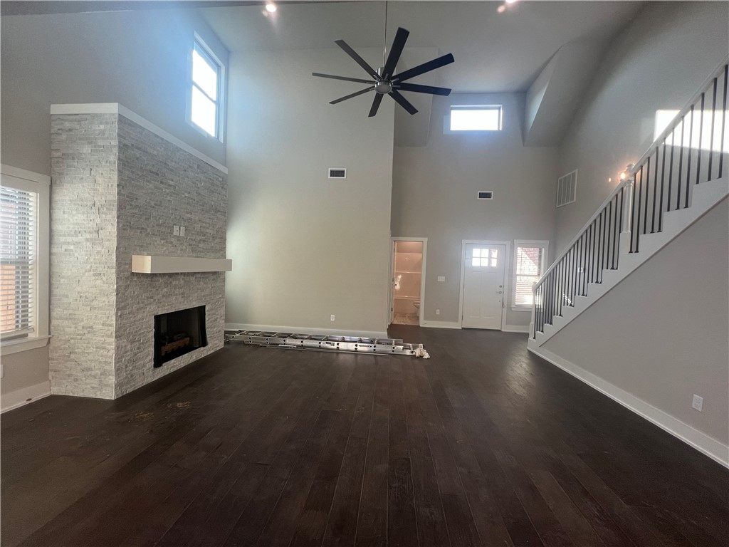 WALNUT GROVE SUB PH 1-BENTONVILLE - Residential Lease