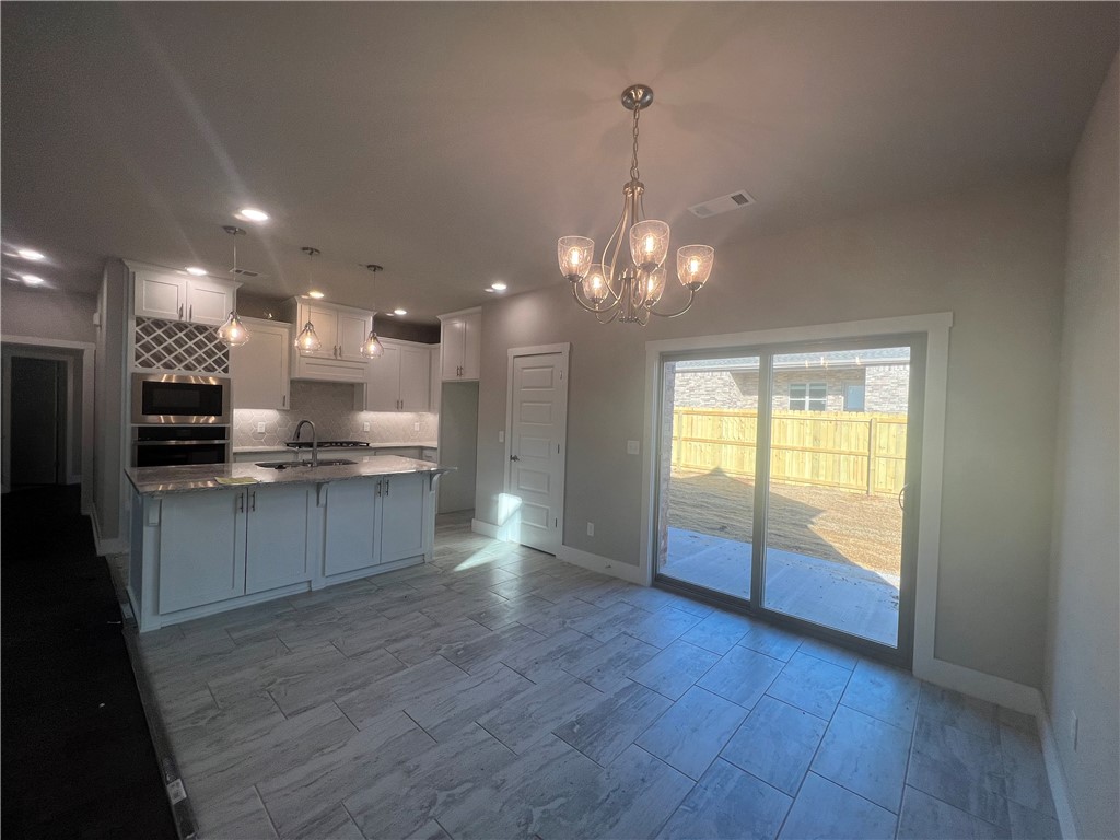 WALNUT GROVE SUB PH 1-BENTONVILLE - Residential Lease