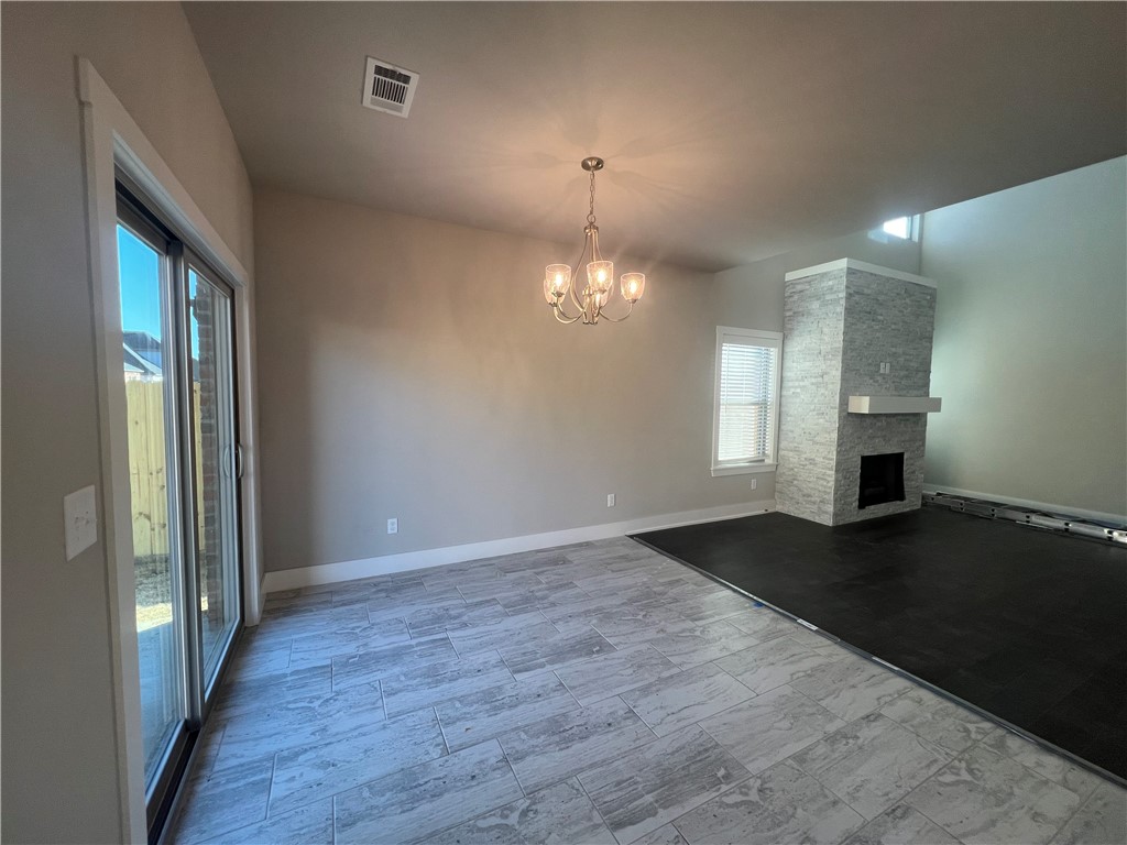 WALNUT GROVE SUB PH 1-BENTONVILLE - Residential Lease