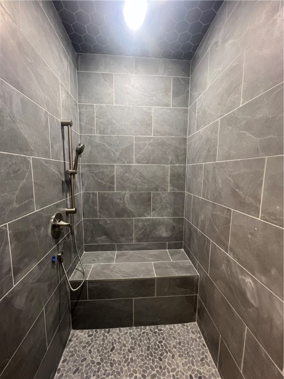 WALNUT GROVE SUB PH 1-BENTONVILLE - Residential Lease