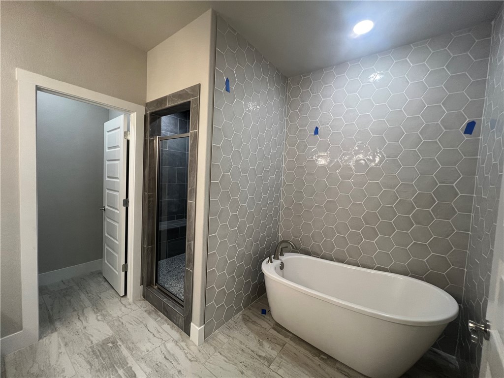 WALNUT GROVE SUB PH 1-BENTONVILLE - Residential Lease