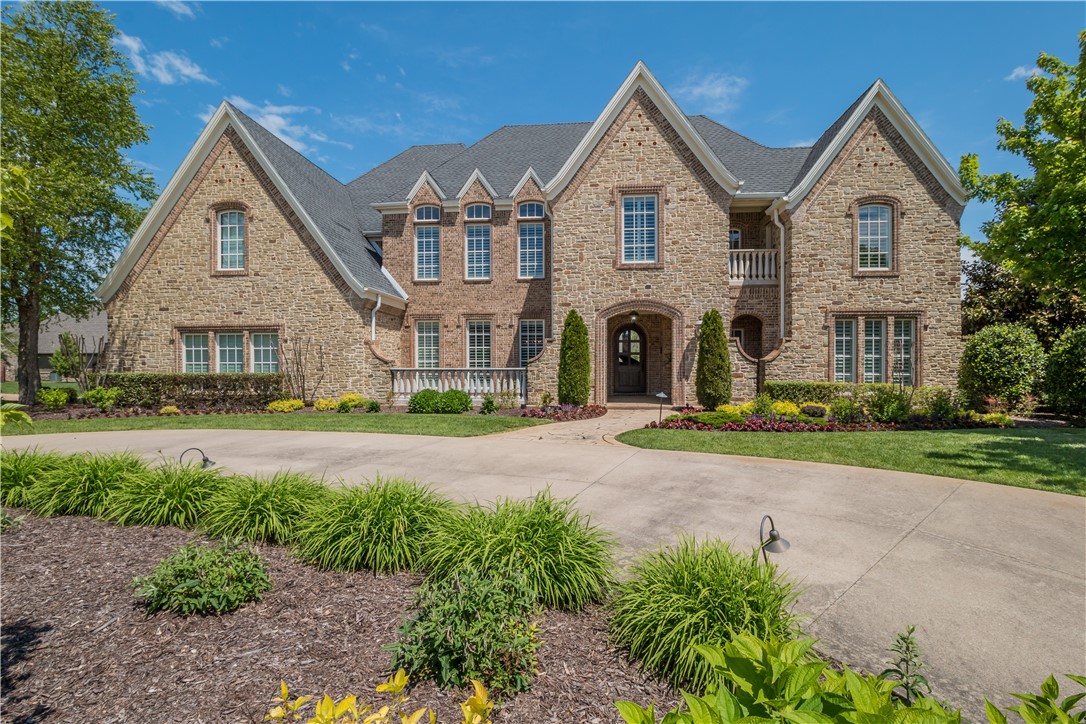 Pinnacle - Residential