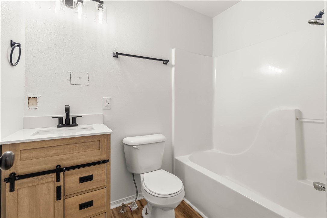 Carriage Square Sub Bentonville - Residential