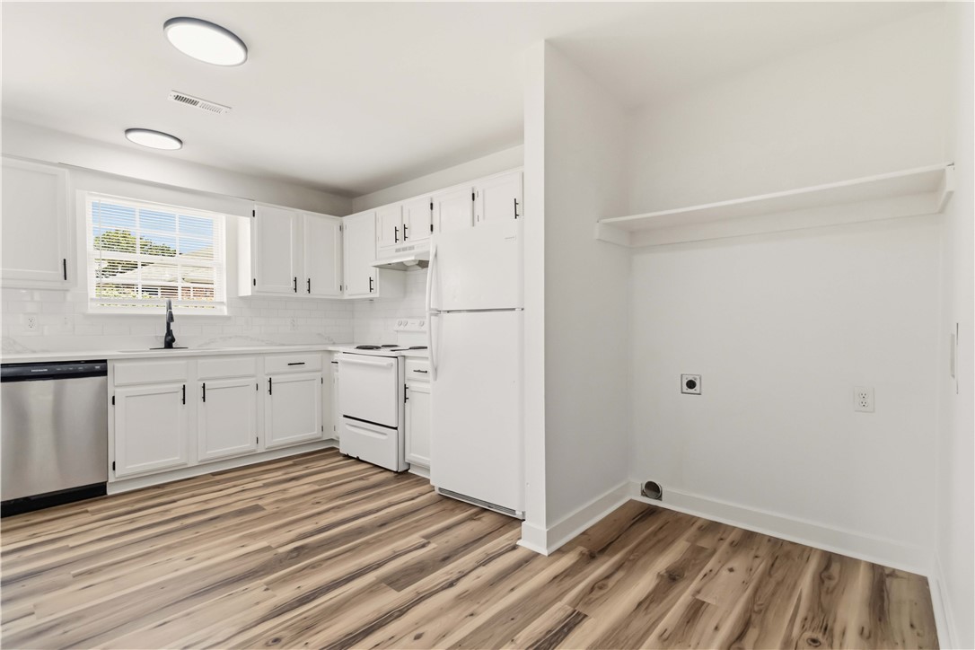 Carriage Square Sub Bentonville - Residential