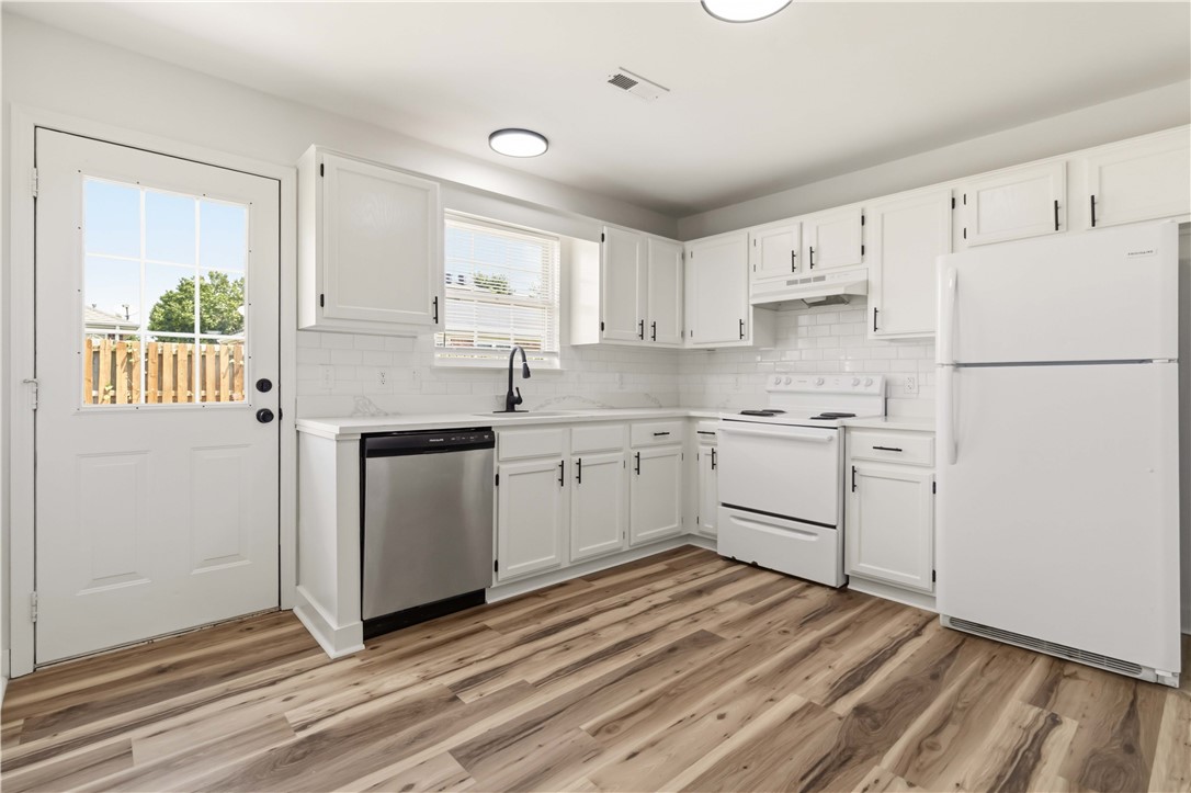 Carriage Square Sub Bentonville - Residential