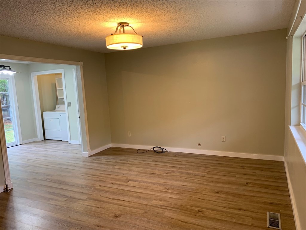 Hazel Park Sub Bentonville - Residential Lease