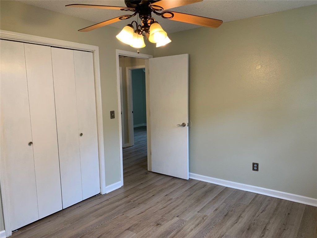 Hazel Park Sub Bentonville - Residential Lease