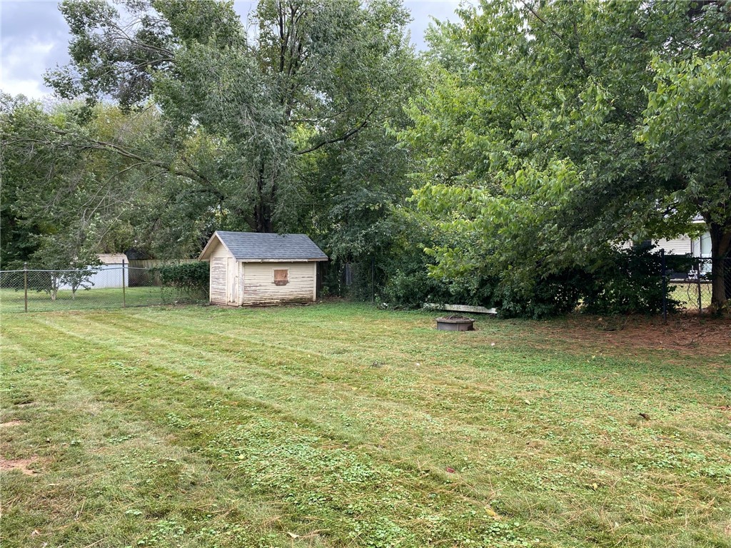 Hazel Park Sub Bentonville - Residential Lease