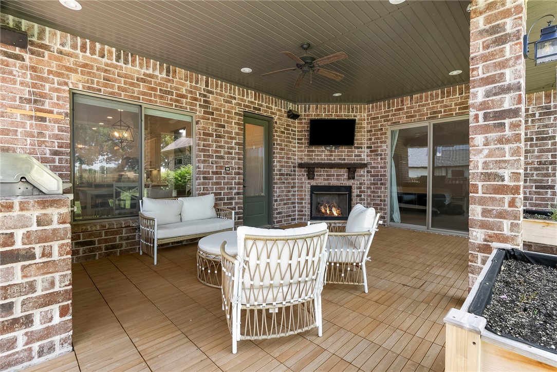 Oak Tree Centerton - Residential