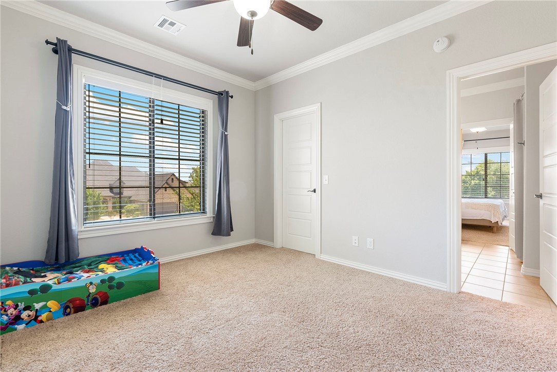 Oak Tree Centerton - Residential