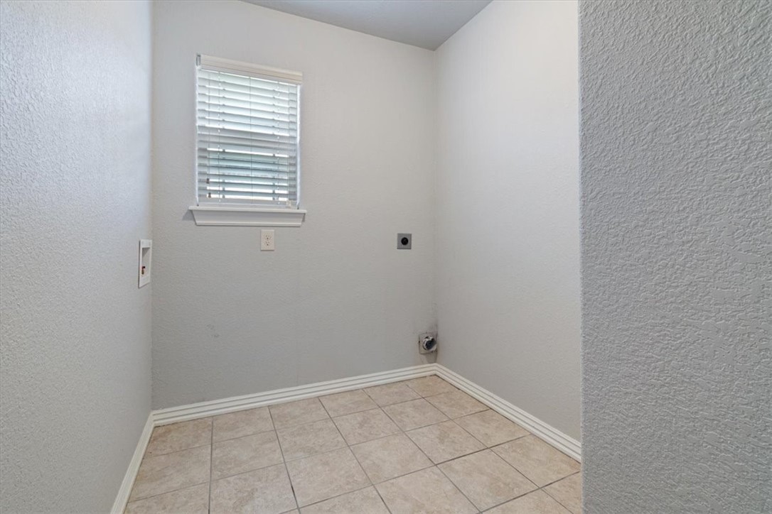 Bellview Residence Add Ph 2 Rogers - Residential