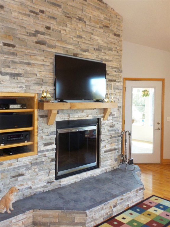 Unit 116 Holiday Island - Residential