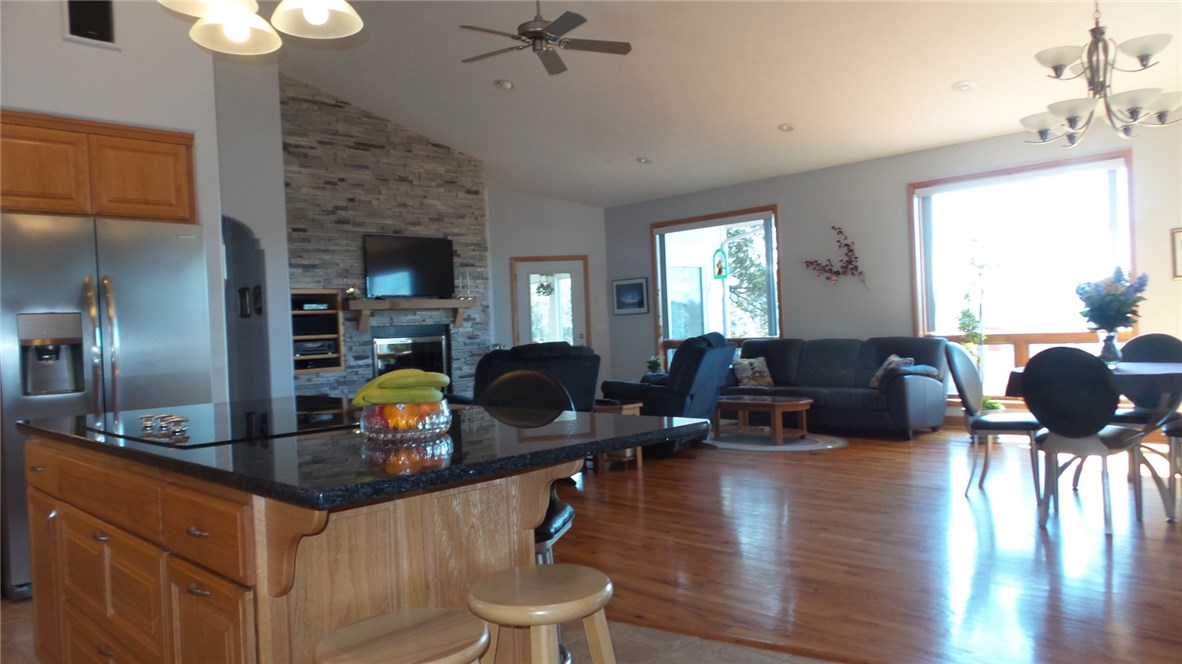 Unit 116 Holiday Island - Residential