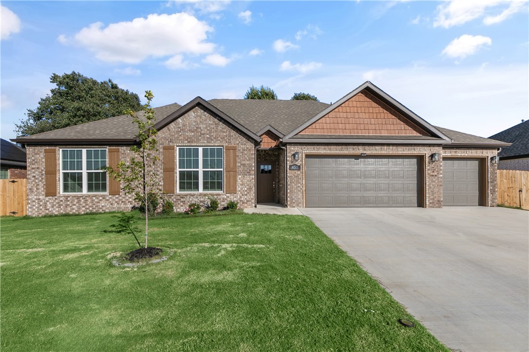 BLOSSOM HILLS SUB - Residential Lease