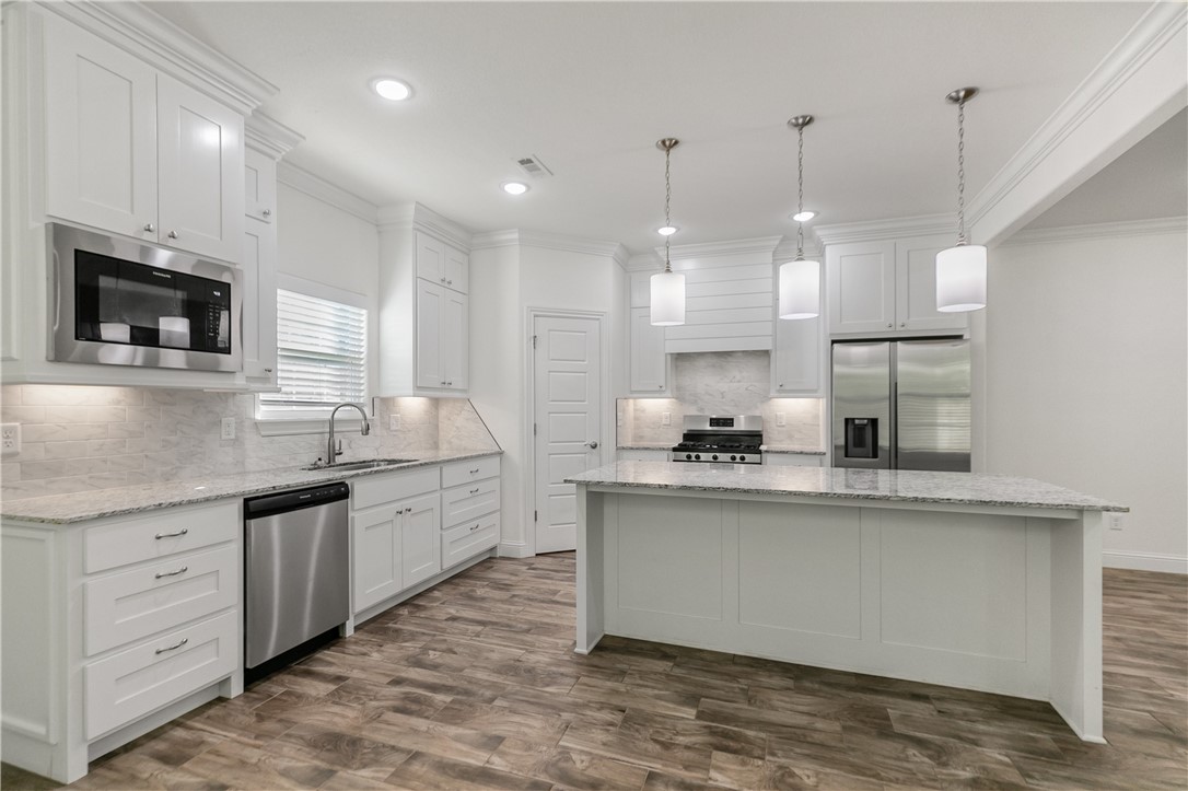 BLOSSOM HILLS SUB - Residential Lease