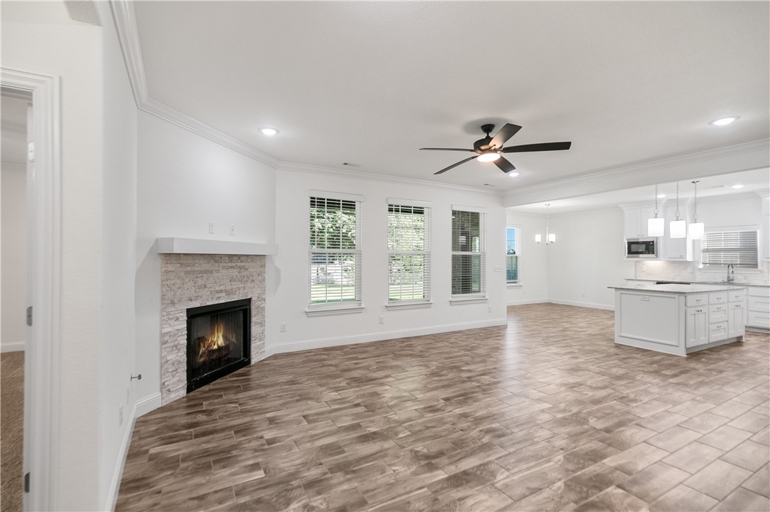 BLOSSOM HILLS SUB - Residential Lease
