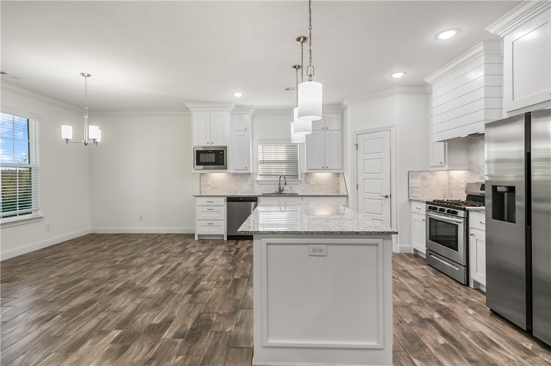 BLOSSOM HILLS SUB - Residential Lease