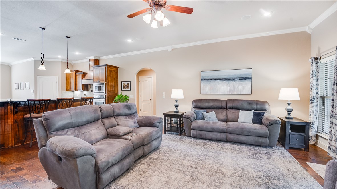 Edens Brooke Sub Ph Iv Bentonville - Residential