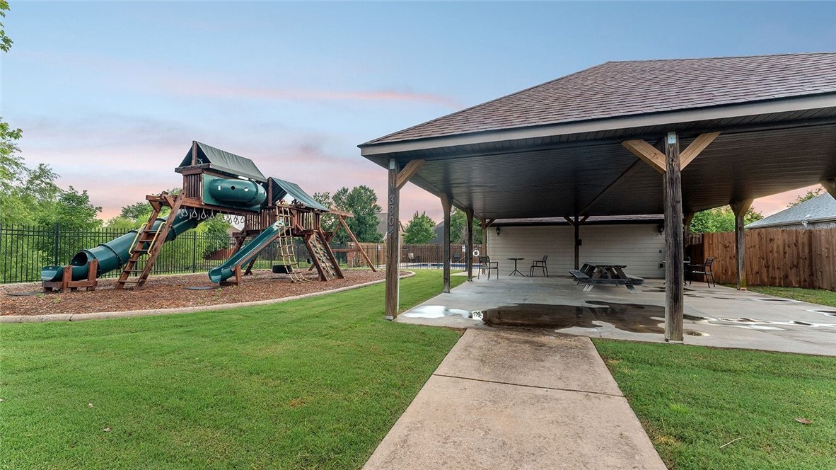 Edens Brooke Sub Ph Iv Bentonville - Residential