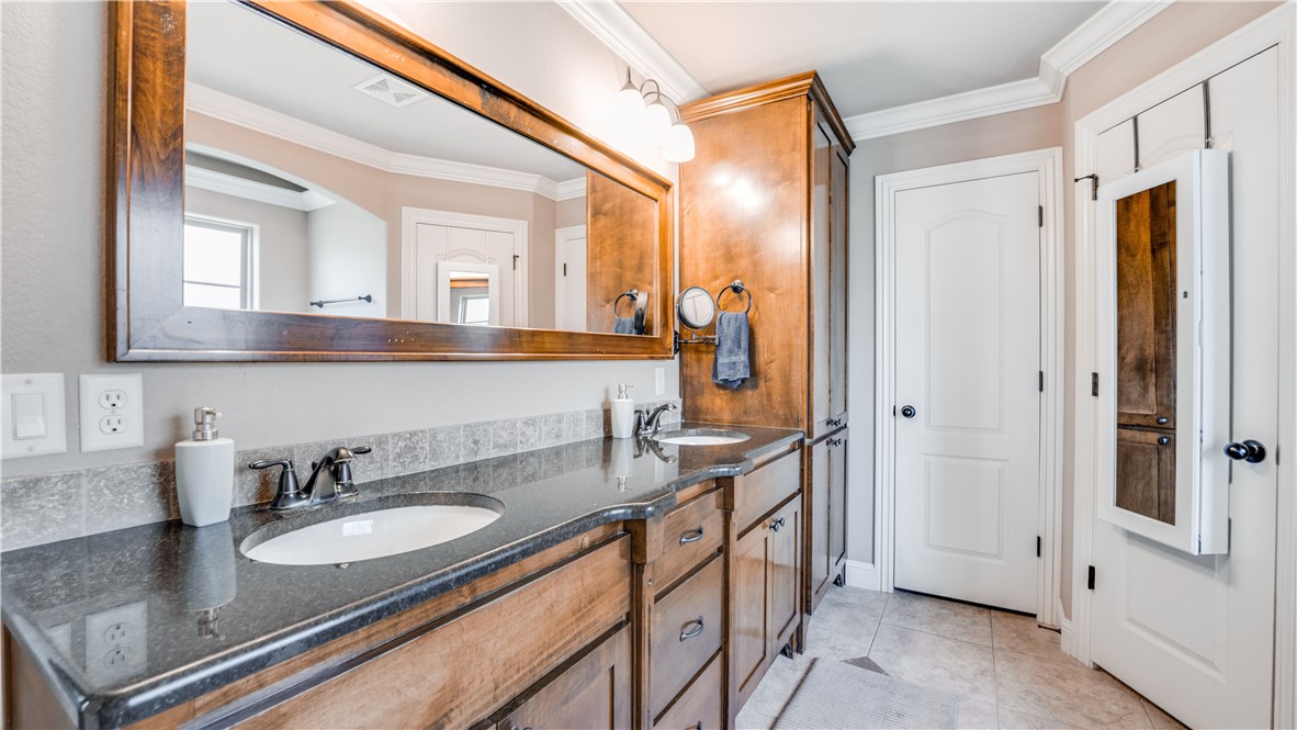 Edens Brooke Sub Ph Iv Bentonville - Residential