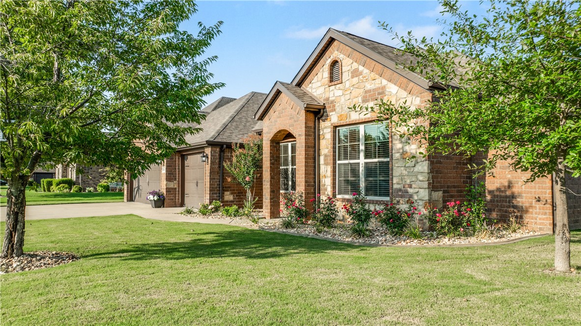 Edens Brooke Sub Ph Iv Bentonville - Residential