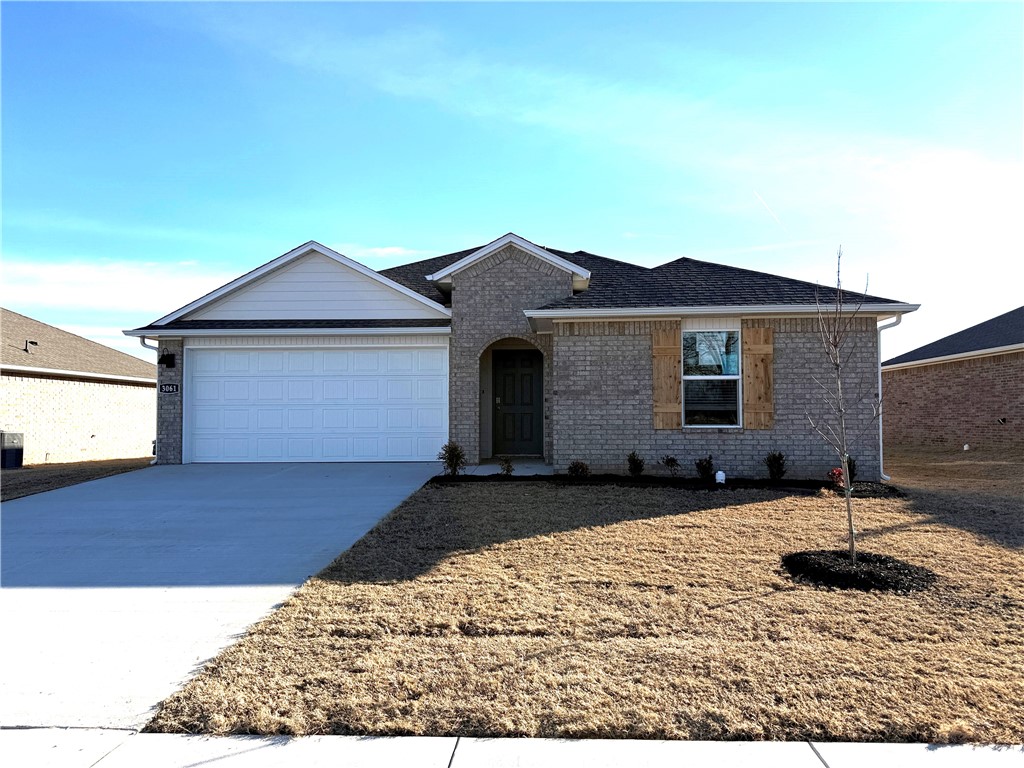 Sold before print! Fabulous Fargo plan in West Wind! Each home in West Wind was meticulously crafted with attention to detail, creating a space that feels both luxurious and welcoming. These homes are complete with granite kitchen countertops, 36-inch cabinets, and stainless-steel appliances! The primary bath features double sinks, and a walk-in shower! The secondary bath will have a tub/shower. Each home features LVP flooring throughout (per plan). These homes offer a covered patio (per plan), garage door opener, landscape package (per plan), and beautiful 4 Sides brick with Hardie® Fascia (per plan). Bentonville Schools! These properties are located within the city limits of Centerton. Gravette Post Office will be handling the mail in this subdivision, and they will have a Gravette zip code.
