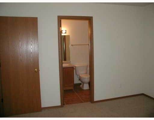 Standing Oaks - Residential Lease
