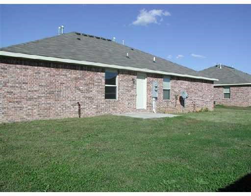 Standing Oaks - Residential Lease
