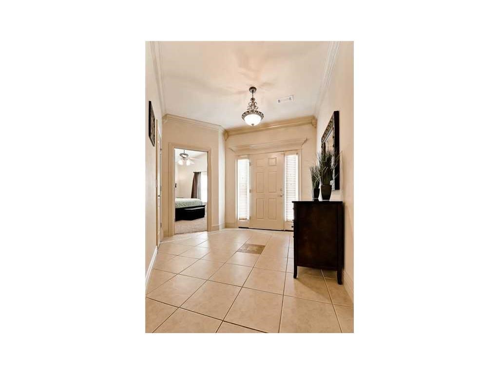 Courtyard - Residential Lease