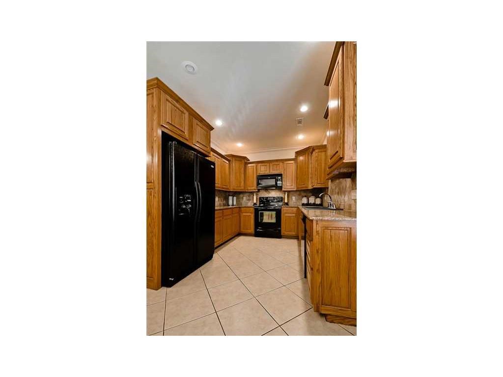 Courtyard - Residential Lease