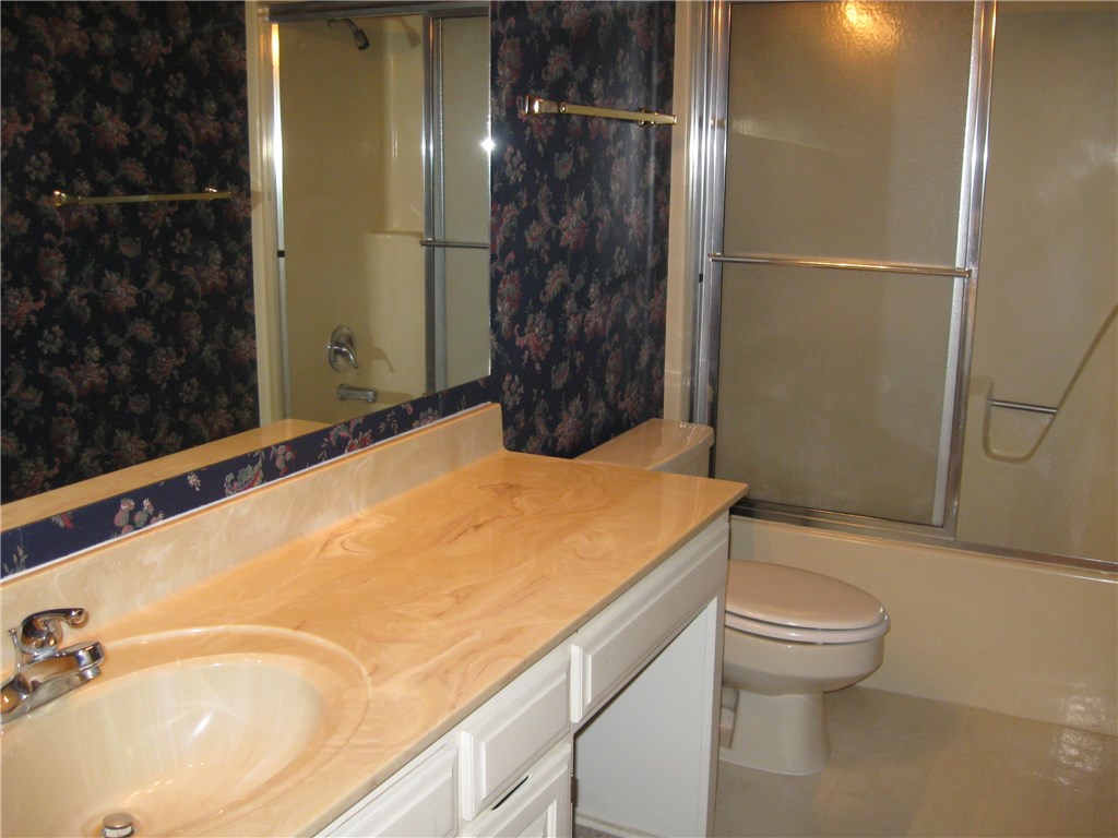 Ivy Place - Residential Lease