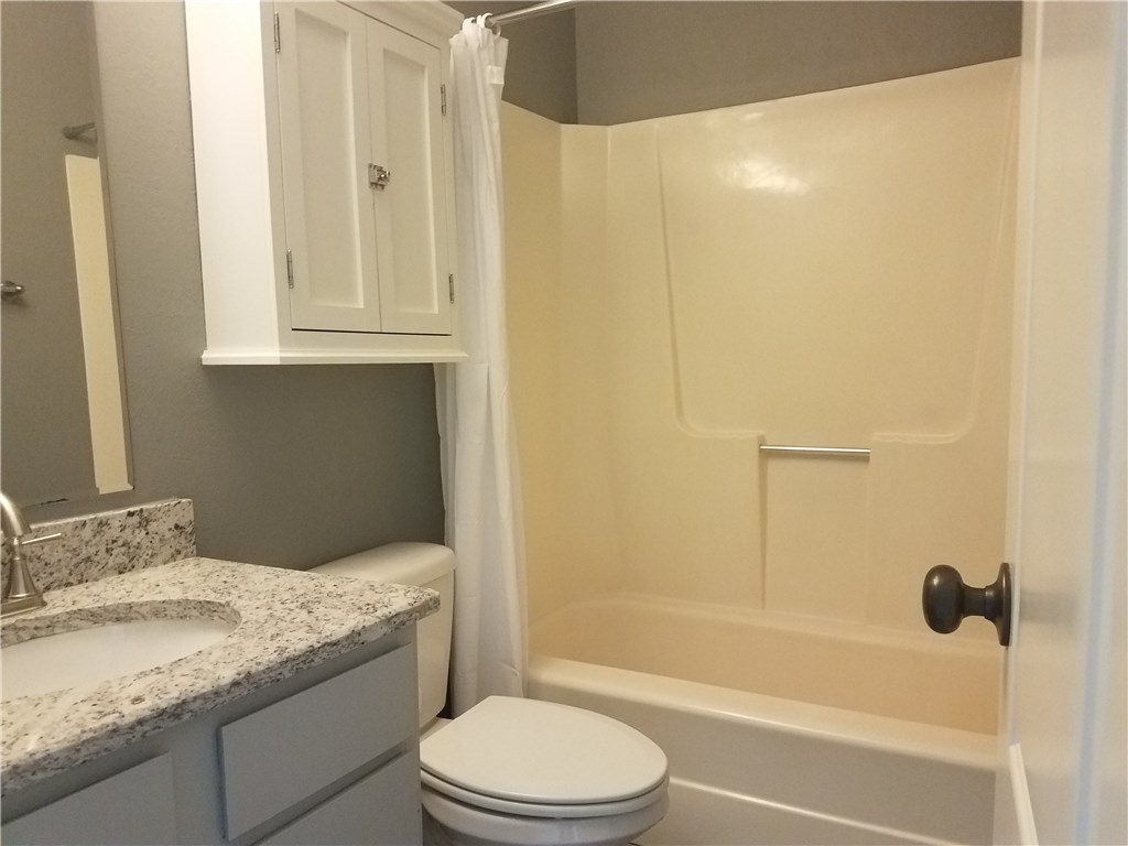 Bradford Place Condo Hpr - Residential