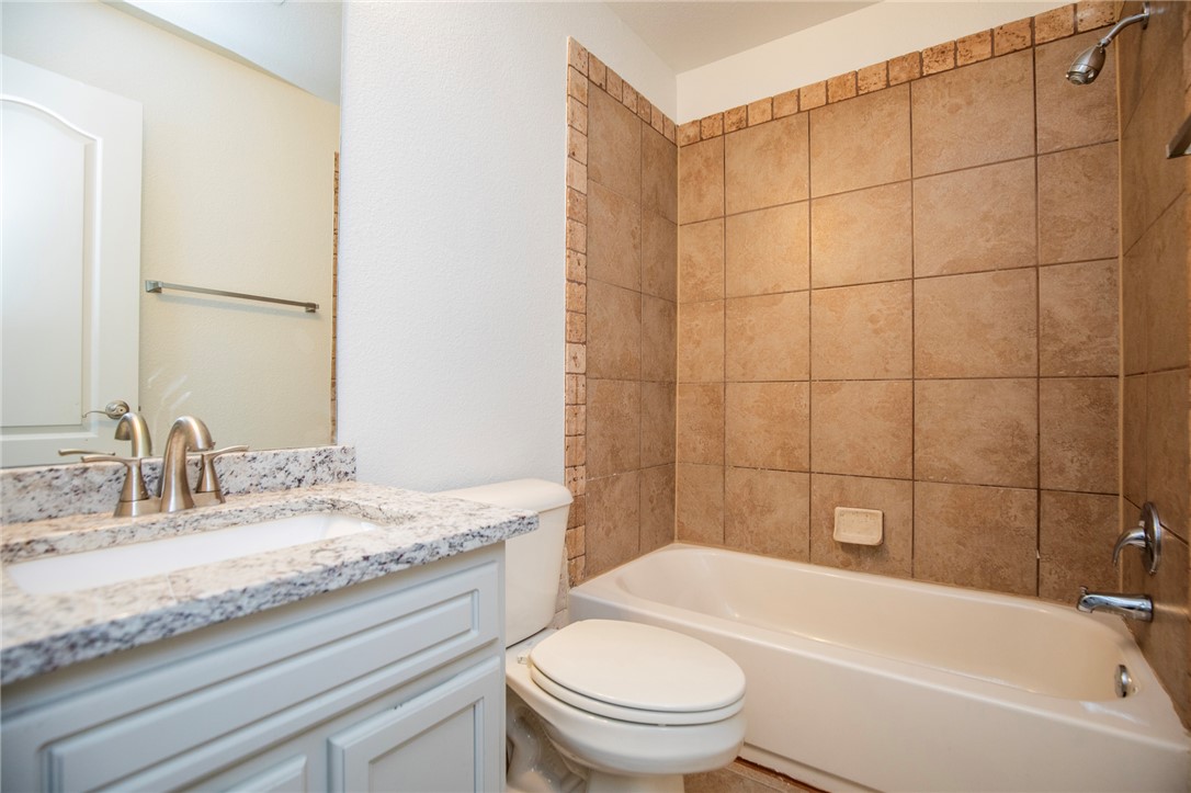 Breeze Cove Condo Hpr - Residential Lease