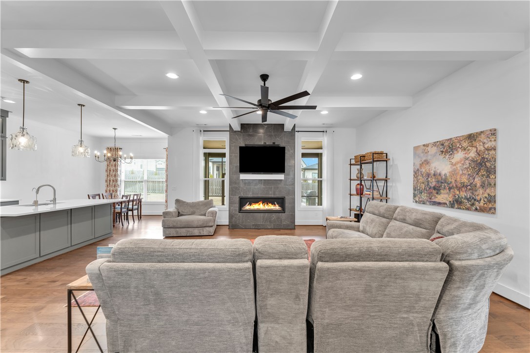 Shadow Valley Ph 10 Rogers - Residential