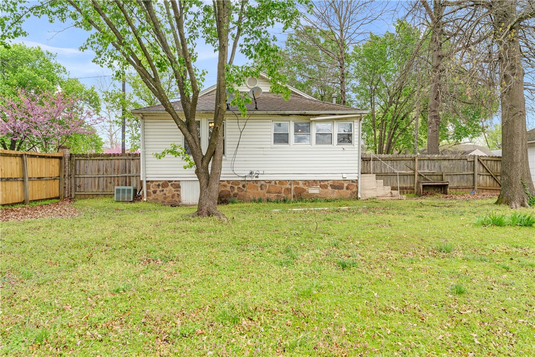 Fayetteville Outlots - Land