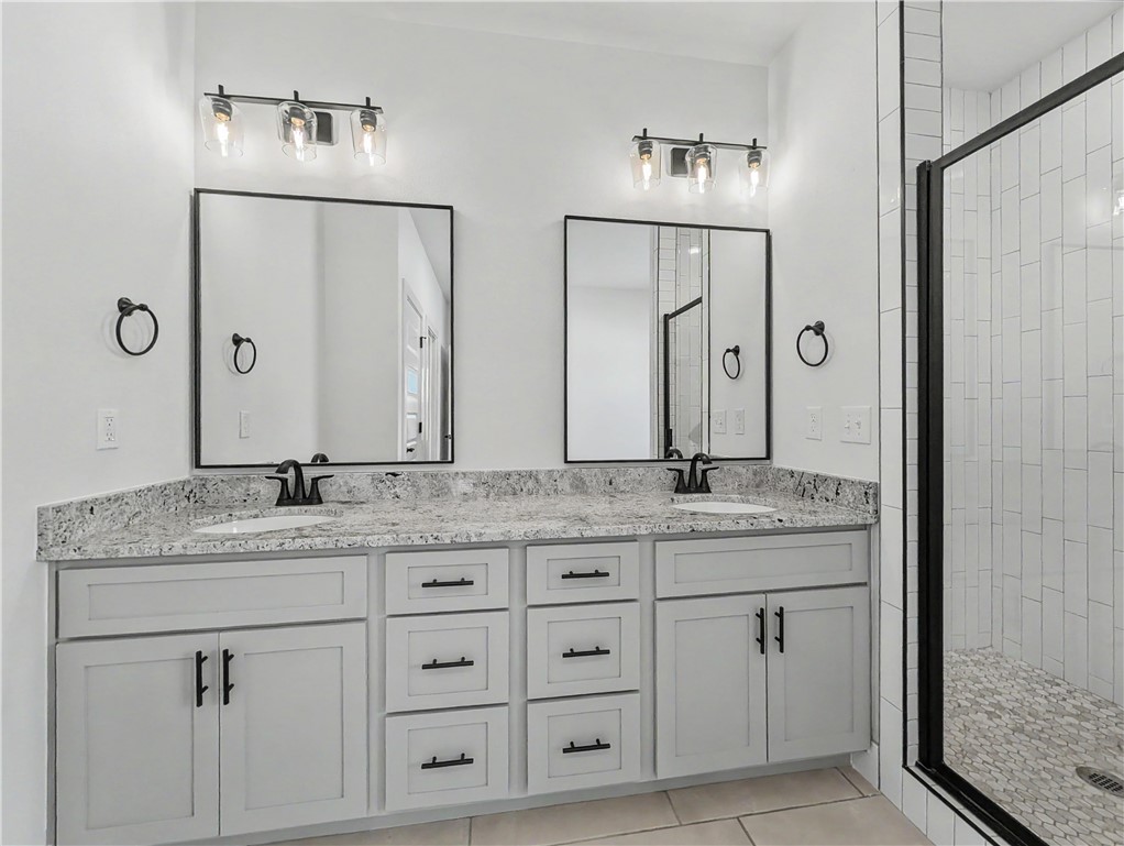Maple Estates Ph Ii Centerton - Residential