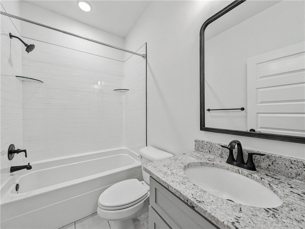 Maple Estates Ph Ii Centerton - Residential