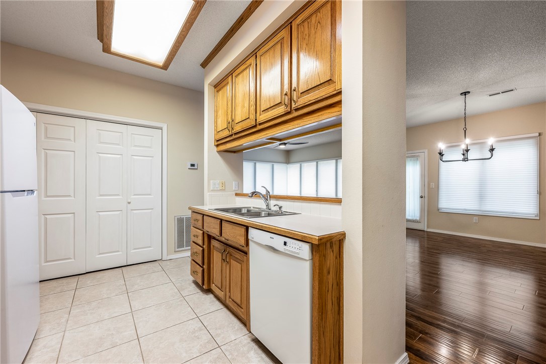 Tanyard Creek Courts Blk 2 Bvv - Residential Lease