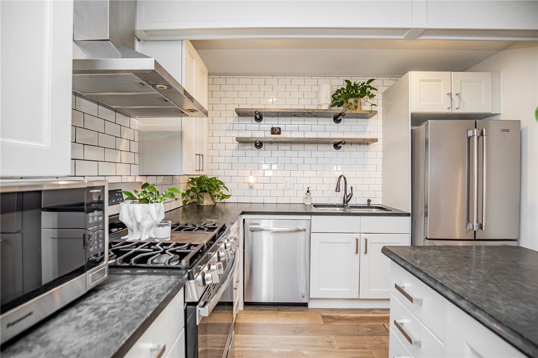 12-19-30-ROGERS - Residential Lease