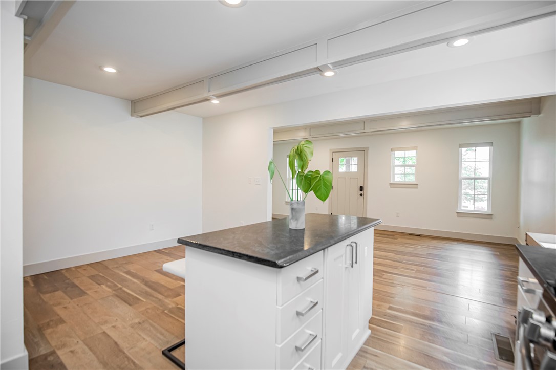 12-19-30-ROGERS - Residential Lease
