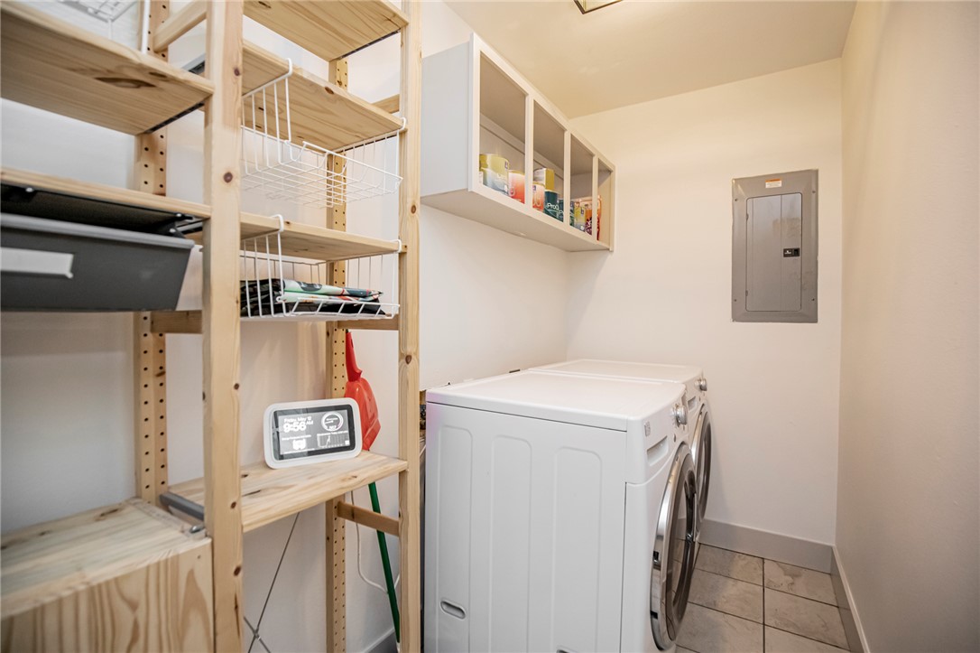 12-19-30-ROGERS - Residential Lease