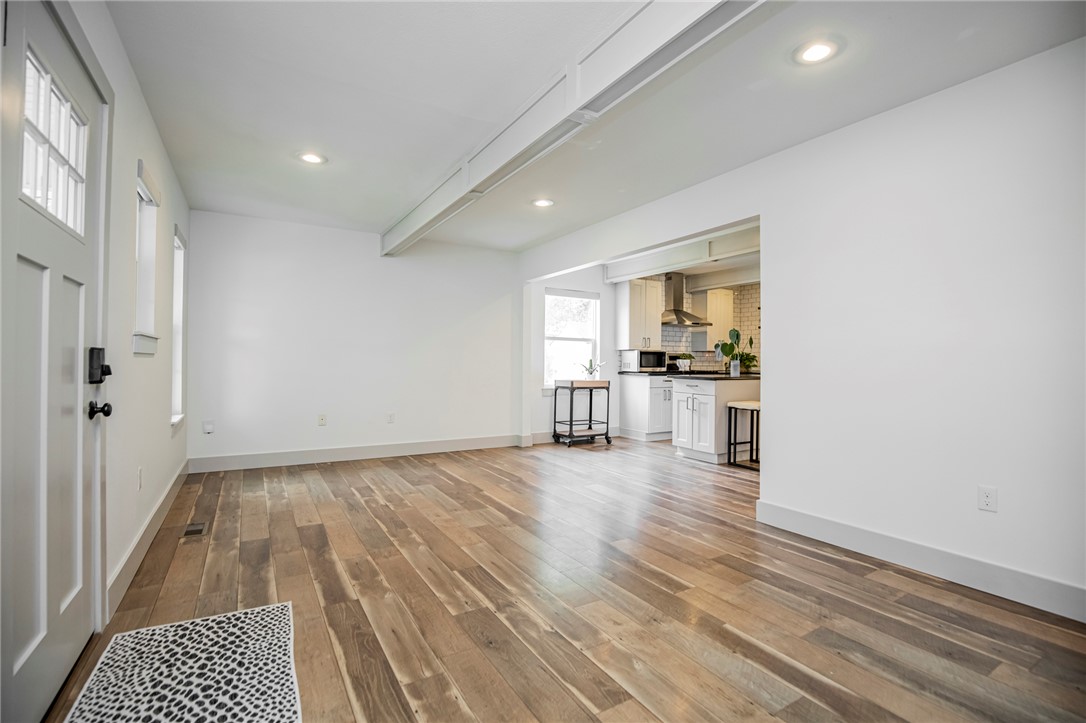 12-19-30-ROGERS - Residential Lease