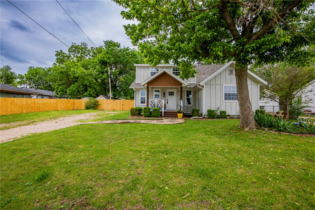 12-19-30-ROGERS - Residential Lease