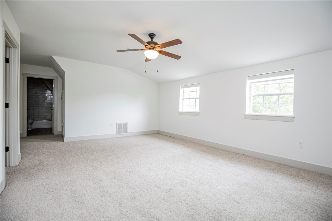 12-19-30-ROGERS - Residential Lease
