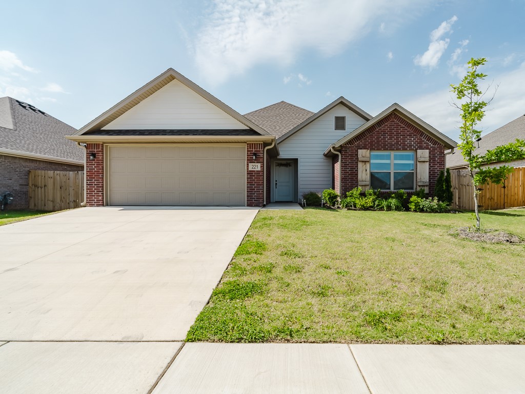 This modern 3 bedroom, 2 bath home- newly built in 2024 could be your next home. Super location- Centrally located to town and eateries and walking distance to Grimsley Jr High. Featuring an open living area with vaulted ceilings, tile flooring in main areas, led lighting & gas log fireplace to enjoy in colder months. Open kitchen with stainless steel appliances to convey, gas range, beautiful granite counter tops throughout with custom built cabinets. Primary suite has custom tiled stand alone shower, dual vanities & large walk-in closet. Covered patio leading to the back and large fenced privacy yard. Property is occupied. 4 hour notice.