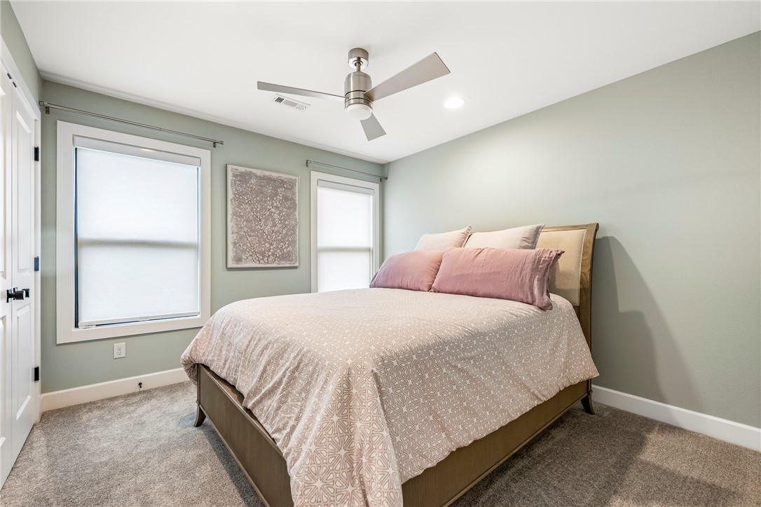 Shadow Valley Ph 8 Rogers - Residential