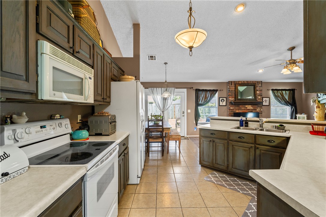 Westfield Sub Gravette - Residential